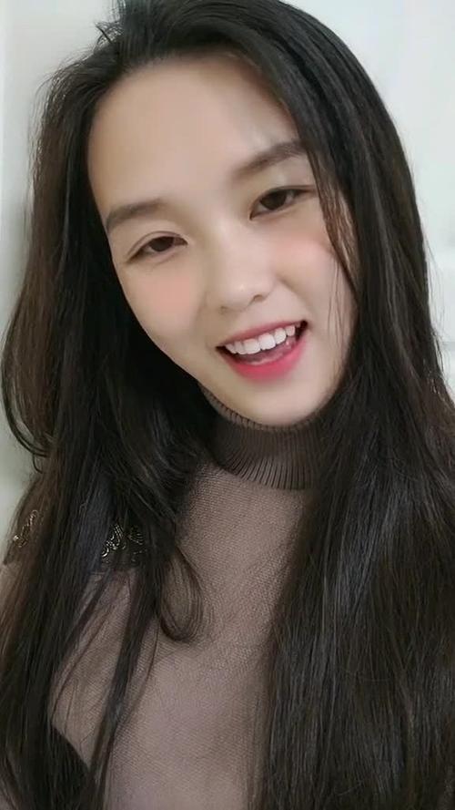 古力娜扎走光 古力娜扎晒光脚