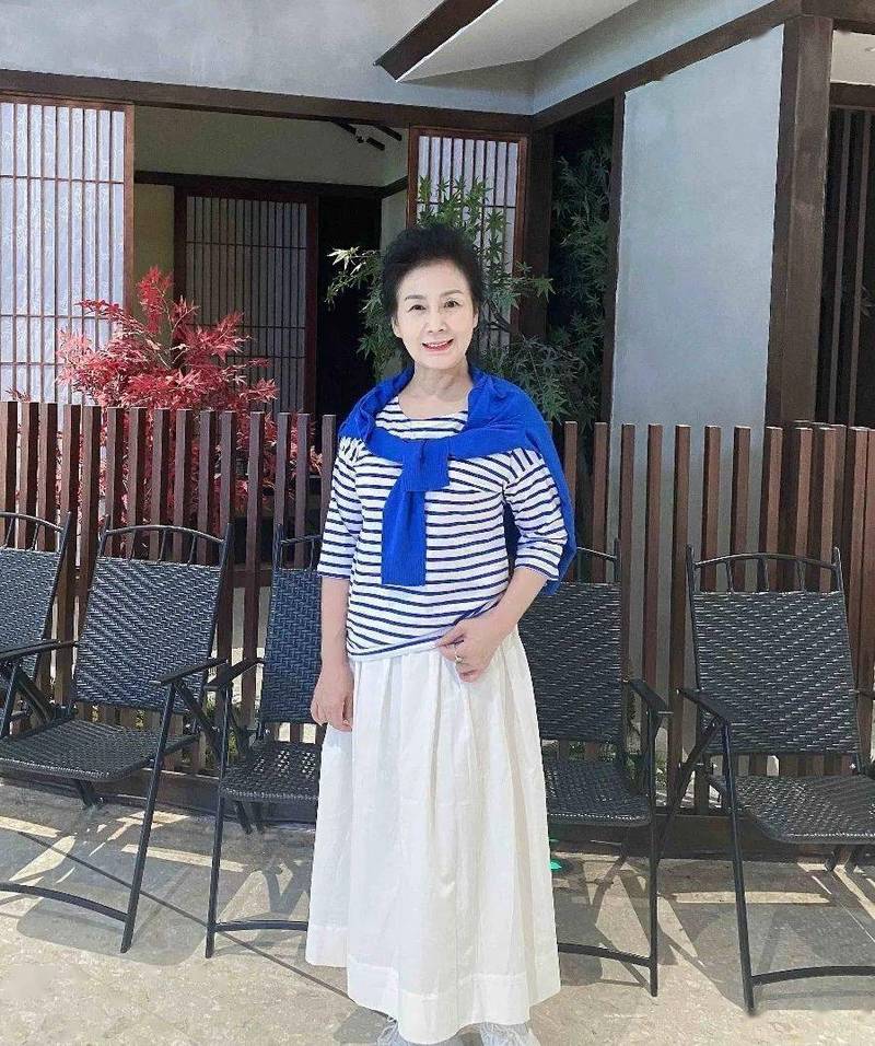 万绮雯李思捷万绮雯李思捷陈十三