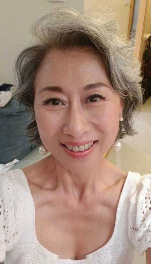 炎亚纶辰亦儒谁家世好 炎亚纶辰亦儒谁家世好