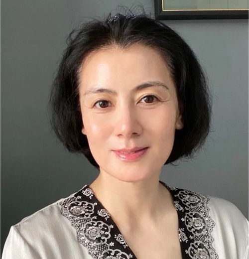 戚薇演的电视剧一个人去输液上厕所 戚薇演的电视剧一个人去输液上厕所