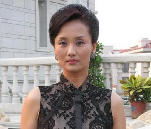 张天爱卡出唇形 张天爱自拍照嘟嘴卖萌笑容甜美 张天爱卡出唇形 张天爱自拍照嘟嘴卖萌笑容甜美