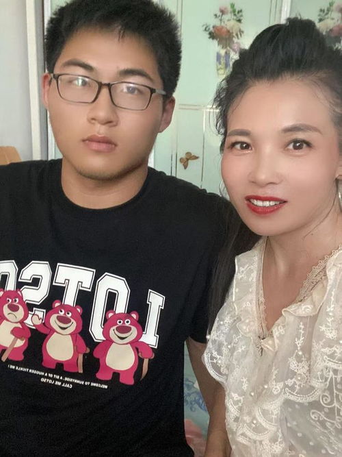 你是那一树一树的花开,是燕在梁间呢喃(你是那一树一树的花开) 你是那一树一树的花开,是燕在梁间呢喃(你是那一树一树的花开)